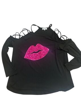 Pesion XXL Y2K McBling Pink Sequin Lips Cold Shoulder Top
